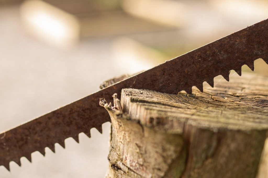 Welke dikte van hout kan je zagen met een handzaag?